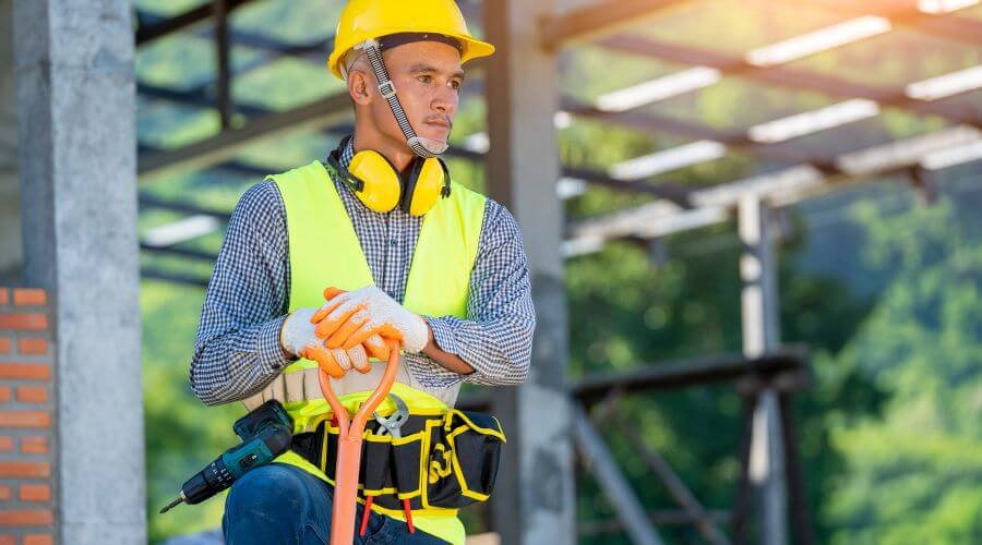 Professional gutter cleaning in Linesville, PA